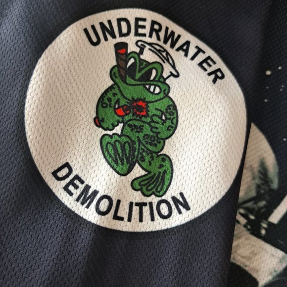 Commemorative Long Sleeve Polyester Shirt - Run to the Moon 5K 10K - Picture 9 of 14